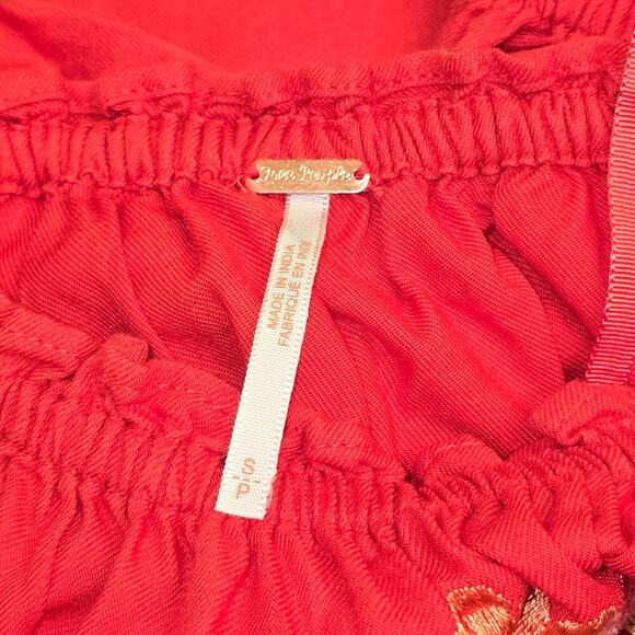 Free People Off Shoulder Embroidered Boho Dress S Red Floral Festival Gypsy Chic - Picture 10 of 12